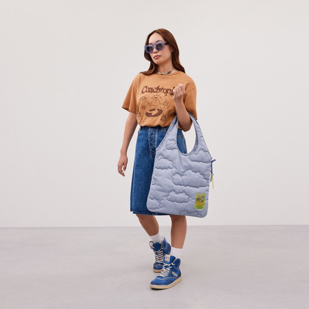 COACH®,Coachtopia Loop Flat Tote With Cloud Quilting,Recycled Polyester,Lining Recycled Polyester,Tote,Logo,Embroidered,Ap...,Blue,Detail View