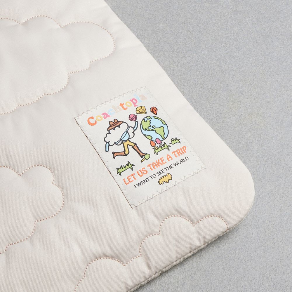 Coach Topia Loop Gesteppte Wolken Tote In White