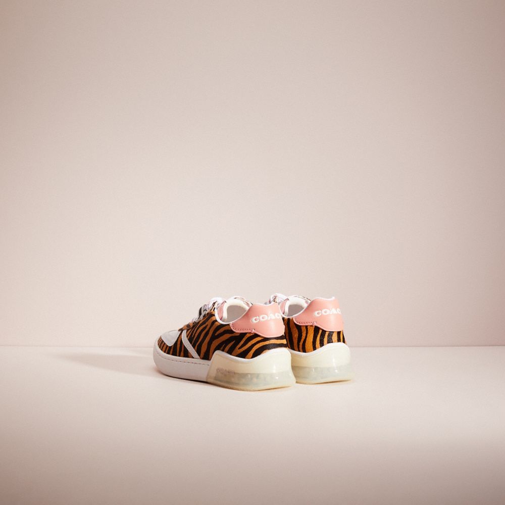 COACH®,Cuir de veau velours,Zèbre/Rose Bonbon,Back View