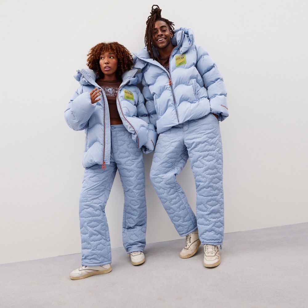 COACH®,Pantalon matelassé en nuage à boucle Coachtopia,100 % polyester recyclé,Coachtopia Loop,Crépuscule,Scale View