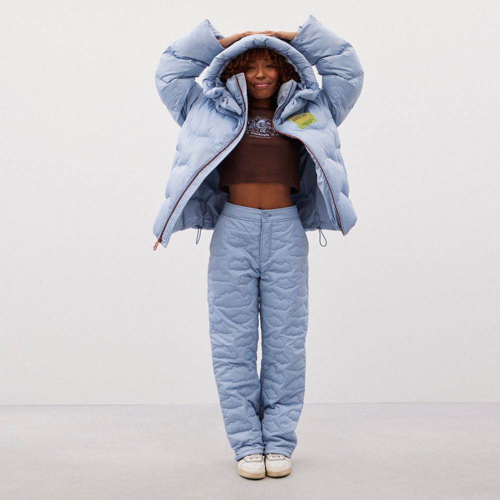 COACH®,Pantalon matelassé en nuage à boucle Coachtopia,100 % polyester recyclé,Coachtopia Loop,Crépuscule,Scale View
