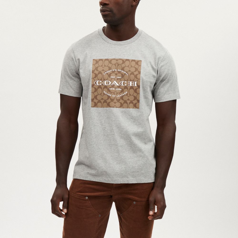 COACH®,Signature Square T Shirt In Organic Cotton,Organic Cotton,T Shirt,Color Block,Word Embellishment,Logo,Casual,,Scale View