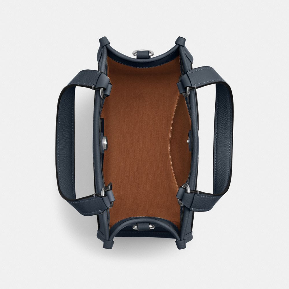 公式】コーチアウトレット | デンプシー トート 22 