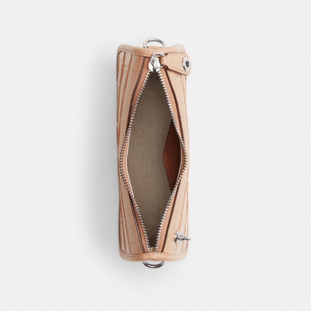 COACH®,Swinger Bag 20,Calfskin Leather,Shoulder Bag,Embossed,Logo,Casual,Beige,Inside View,Top View