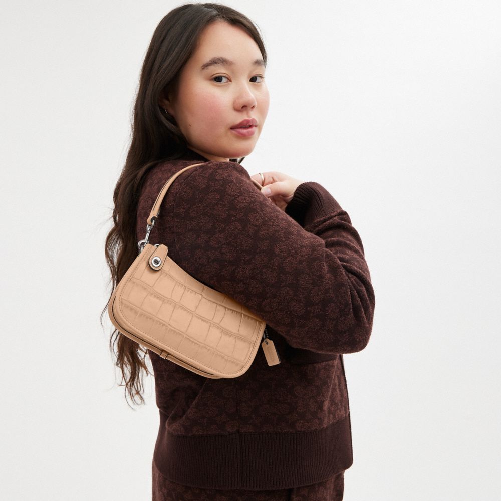 COACH®,Swinger Bag 20,Calfskin Leather,Shoulder Bag,Logo,Embossed,Casual,Beige,Detail View