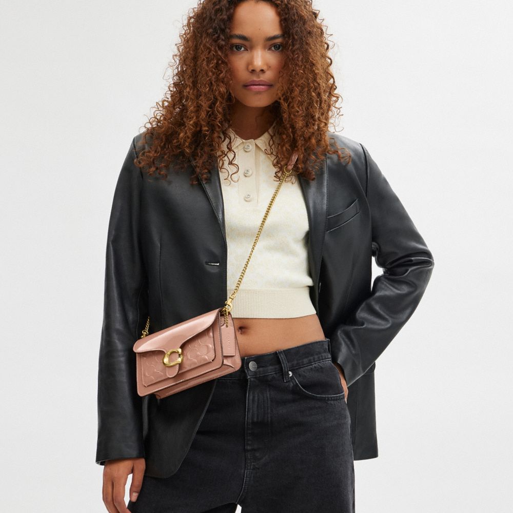 COACH®,TABBY CHAIN CLUTCH IN SIGNATURE LEATHER,Patent Leather,Mini,Brass/Cappuccino