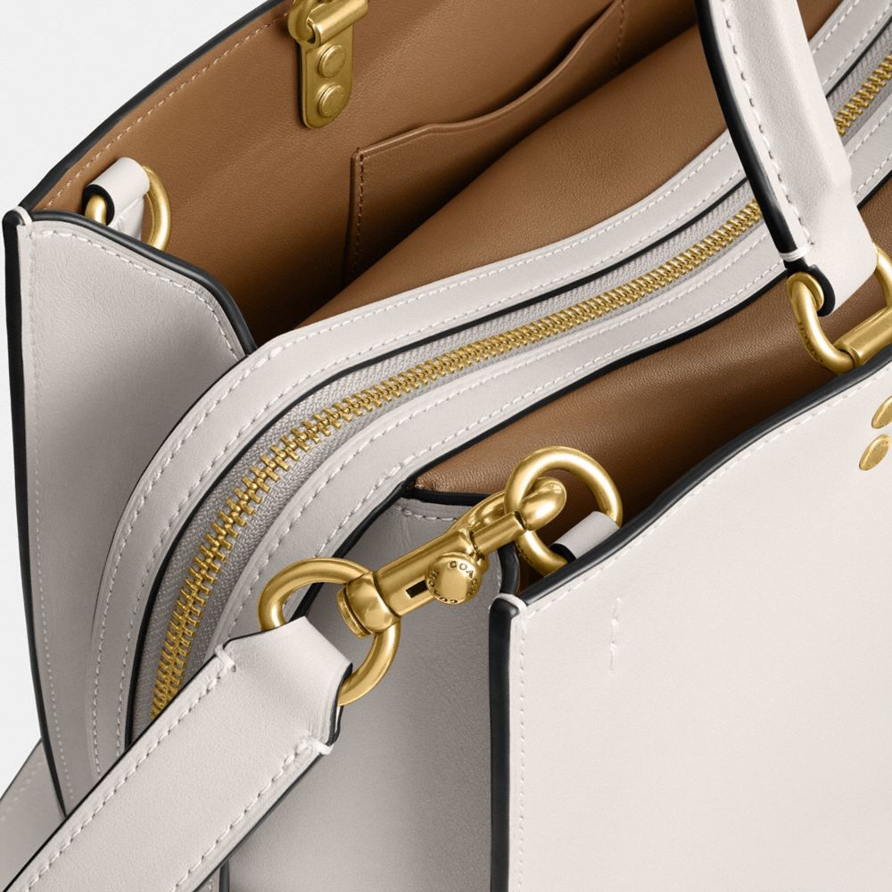 Coach Rogue In Brass/chalk