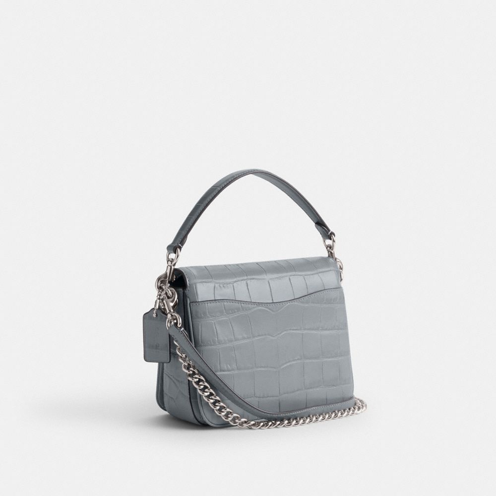 COACH®,SAC BANDOULIÈRE CASSIE 19,cuir façon croco,Argent/Gris bleu,Angle View