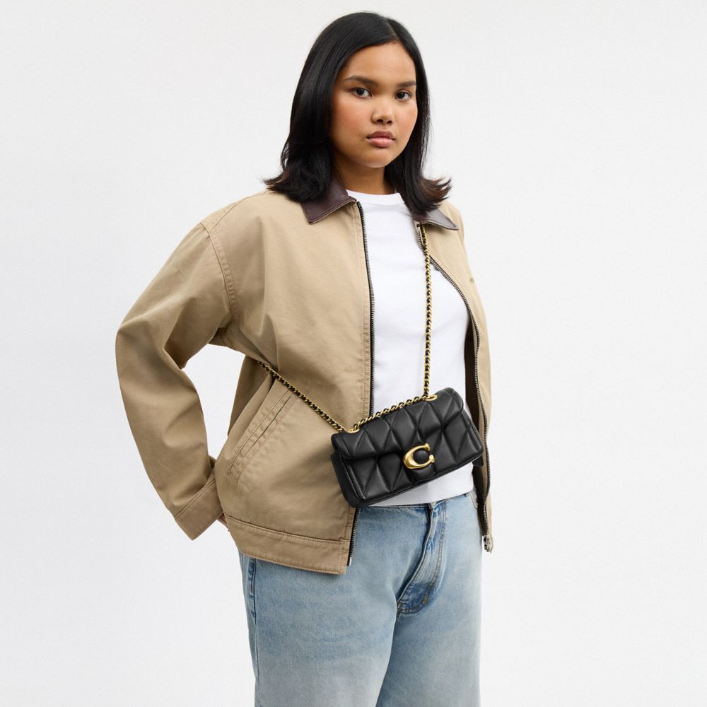 Женские сумки Coach Tabby Shoulder Bag 20 With Pillow Quilting — фото 8