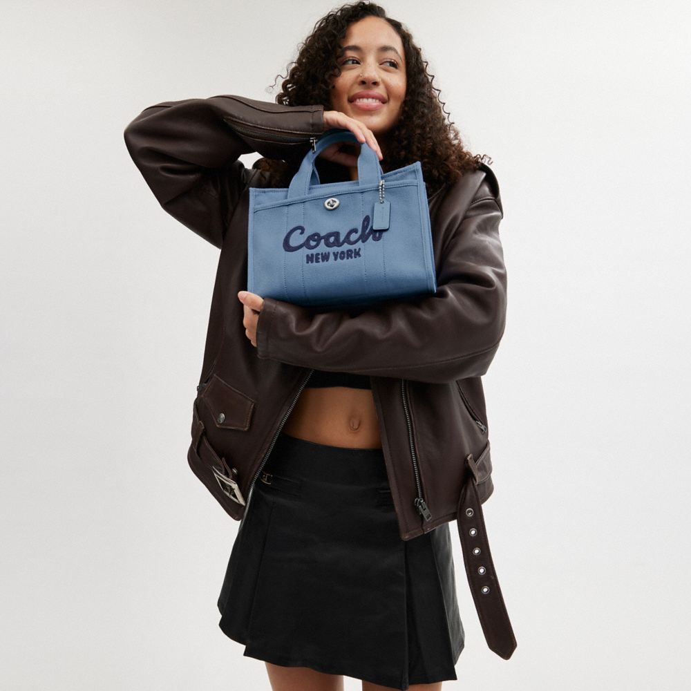 COACH®,SAC CABAS CARGO 26,Toile,Argent/Bleu ardoise,Detail View