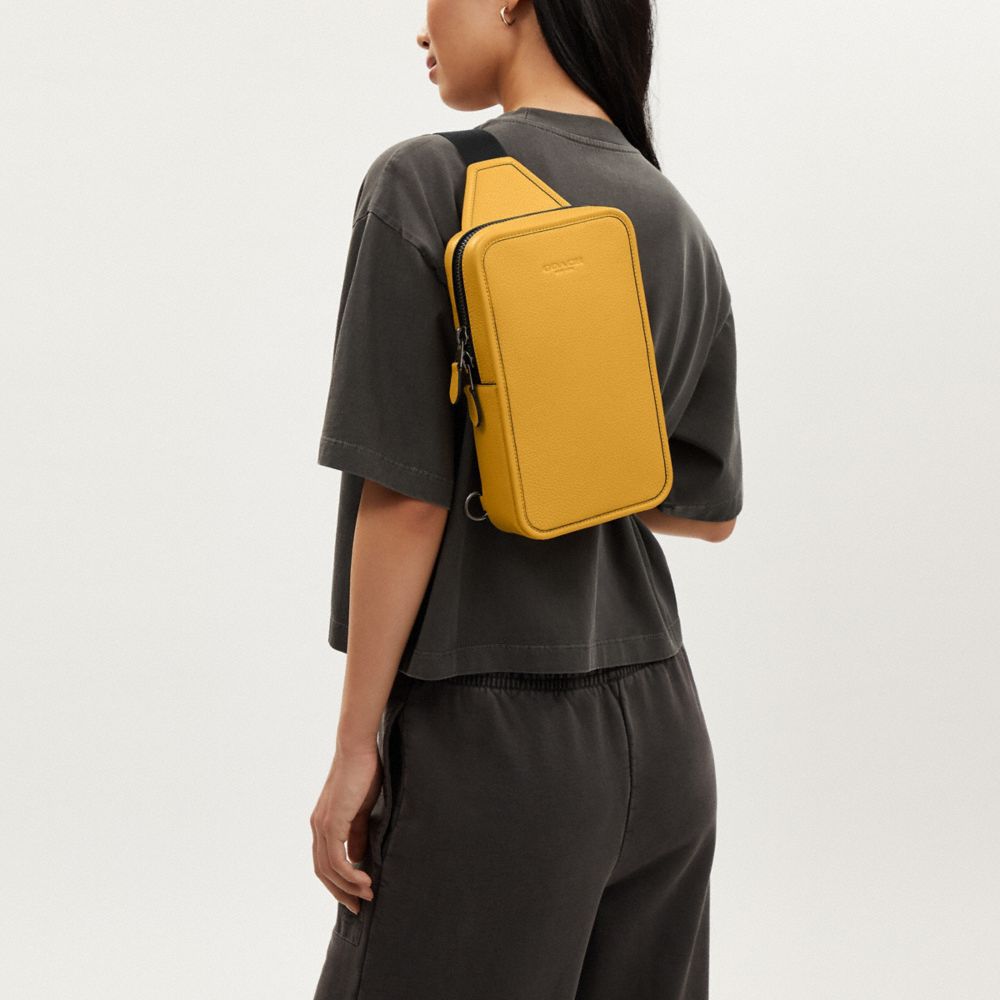 本日終了❤︎高見え❤︎　コーチ　リュックサック　ターンロック　レザー　キャメル COACH / コーチ （メンズ） リュック・バックパック（条件：在庫