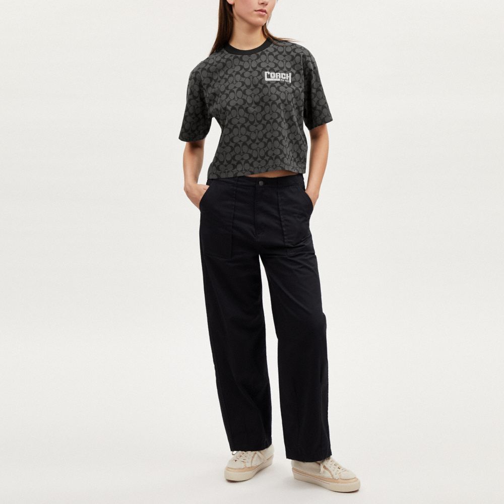 COACH®,SIGNATURE CROPPED T-SHIRT,Black,Scale View