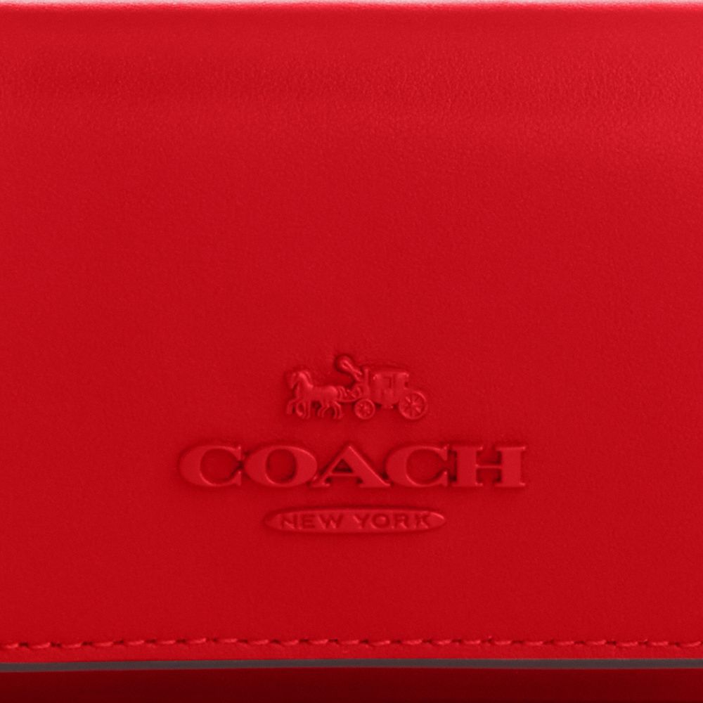 COACH®,MICROPORTEFEUILLE,Cuir lisse,Argent/Coquelicot brillant