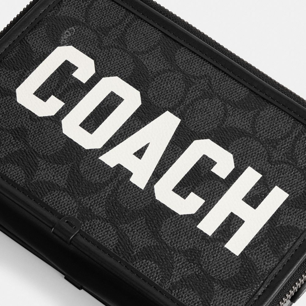 公式】COACH – コーチ | チャーター クロスボディ・シグネチャー ...