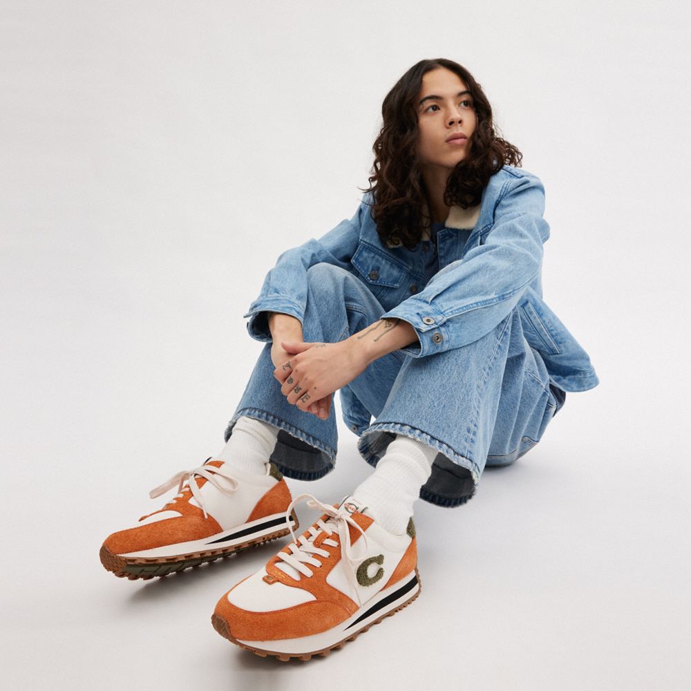 COACH®,CHAUSSURE DE SPORT POUR COUREUR,Daim,Orange épice/Craie,Detail View