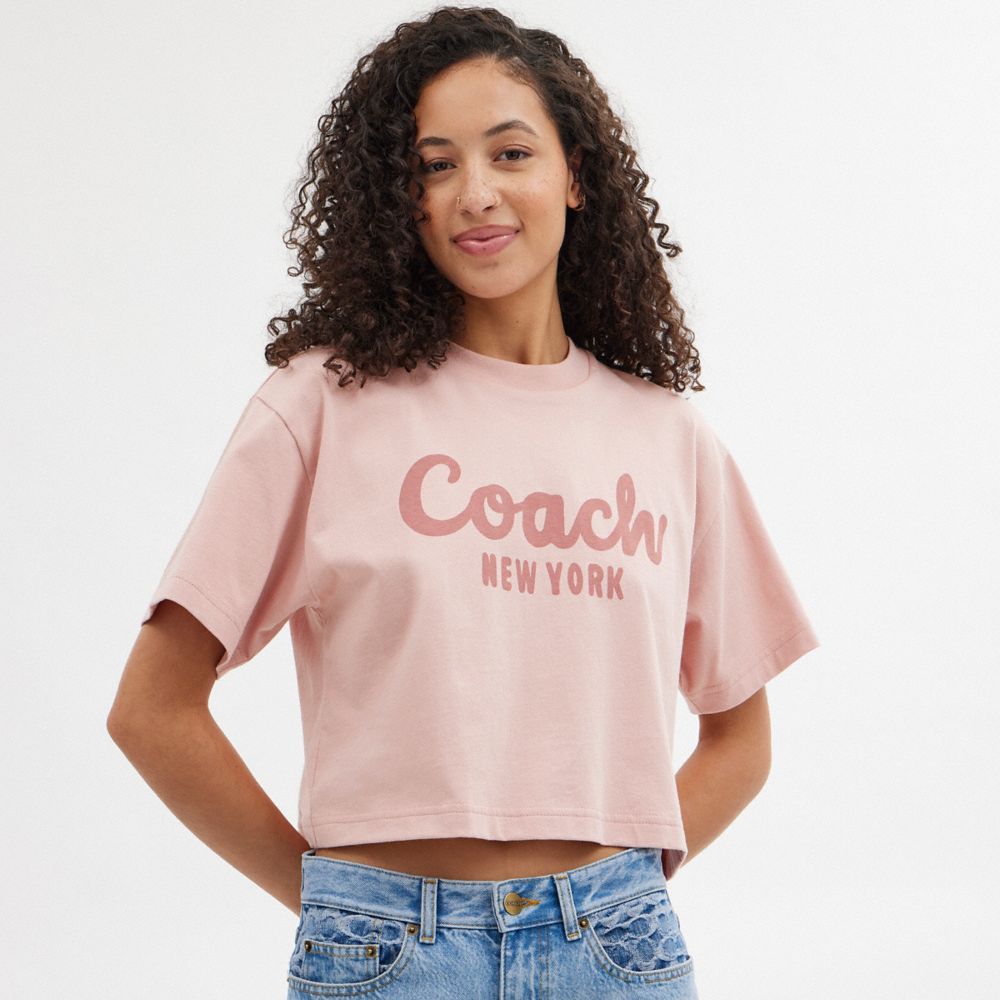 COACH®,T-SHIRT COURT SIGNATURE CURSIVE,Coton,Rose,Scale View