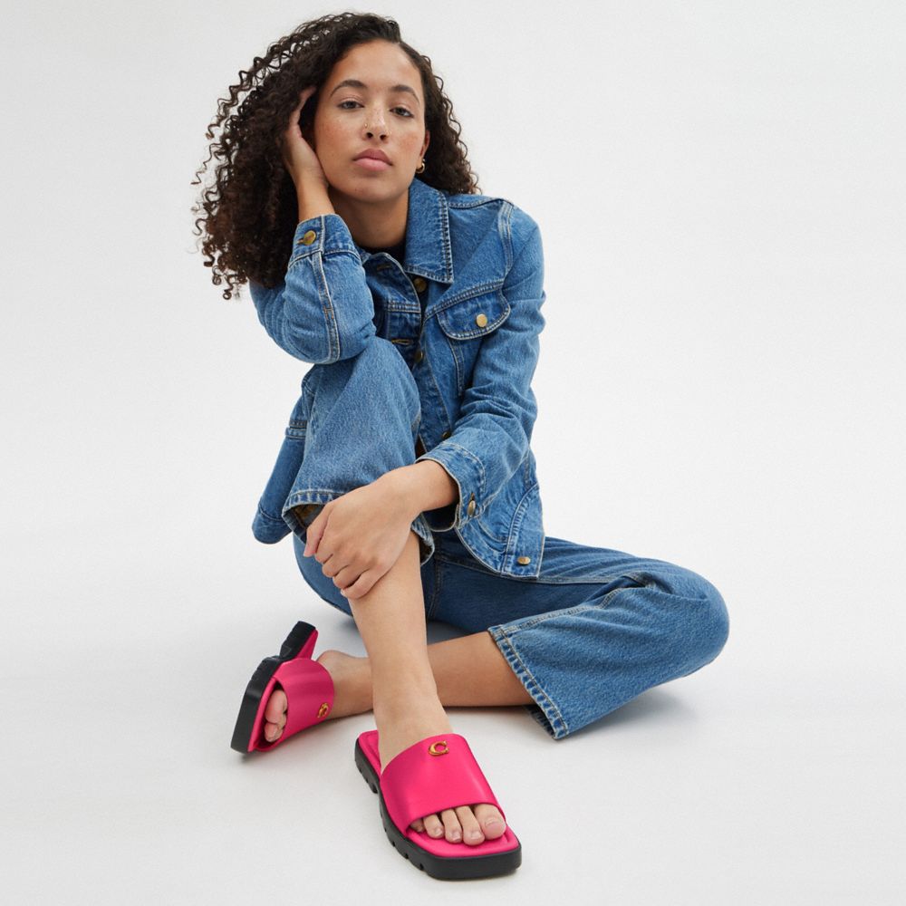 COACH®,Florence Sandal,Lining Leather,Leather,Slides,Metal,Logo,Cushioned,Casual,Fuchsia,Detail View