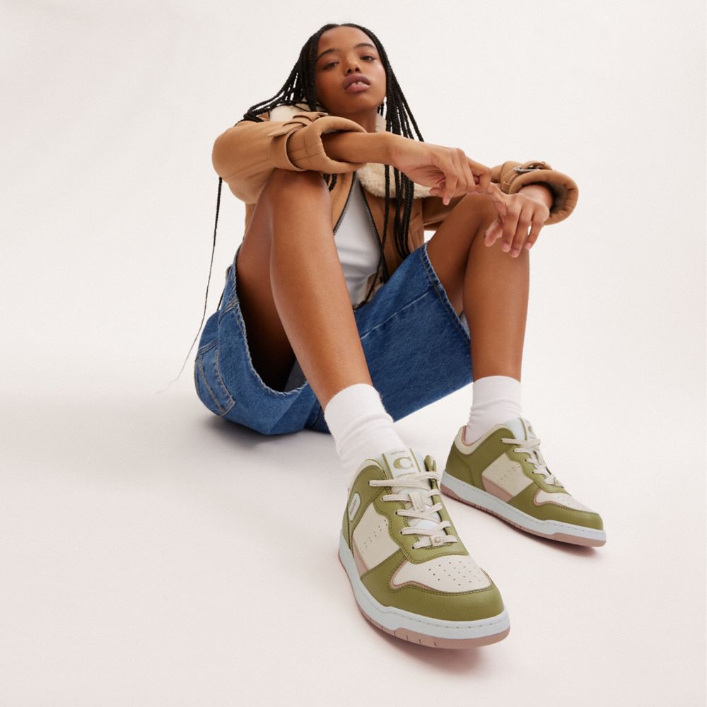 Converse 2024 coach sneakers