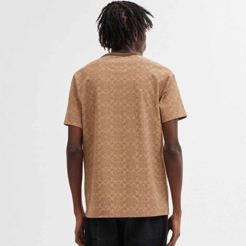 COACH®,SIGNATURE T-SHIRT,Tan Signature,Scale View