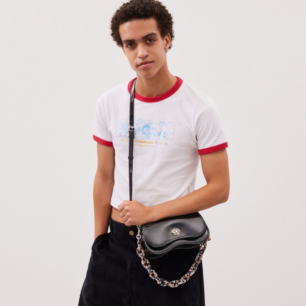 COACH®,Wavy Dinky Bag In Crinkle Patent Coachtopia Leather,Shoulder Bag,Logo,Chain Detail,Adjustable,Day Party,Black,Detail View