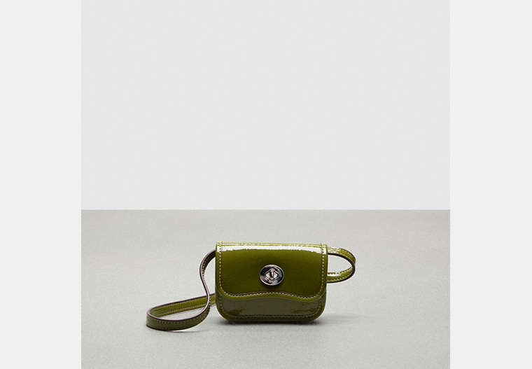 COACH®,Portefeuille ondulé avec bandoulière en cuir verni froissé Coachtopia,Vert olive,Front View