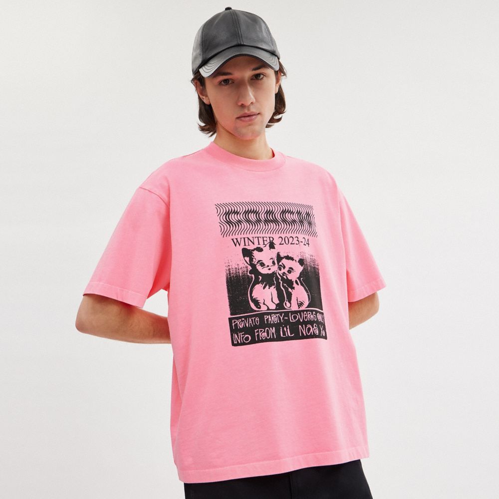 公式】COACH – コーチ | 【LIL NAS X DROP BY COACH】キャット Tシャツ