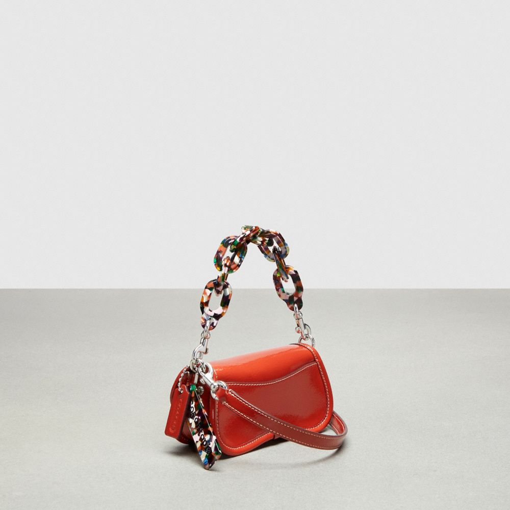 COACH®,Mini Wavy Dinky Bag In Crinkle Patent Coachtopia Leather,Leather,Shoulder Bag,Chain Detail,Logo,Day Party,Burnt Orange,Angle View
