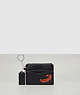 COACH®,Étui-cartes à zip ondulé avec anneau-clés en cuir Coachtopia : Motif chenille,Noir,Front View