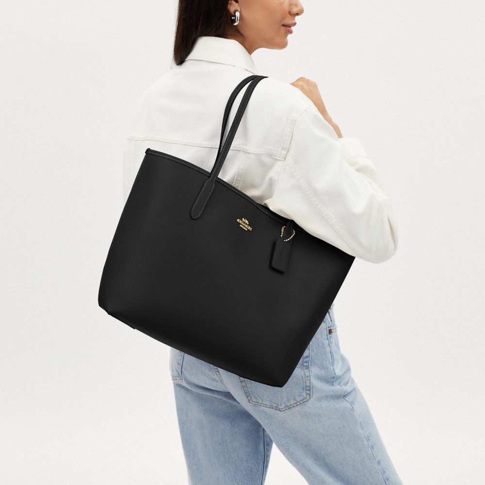 COACH®,City Tote Bag,Leather,Tote,Logo,Casual,Black,Detail View