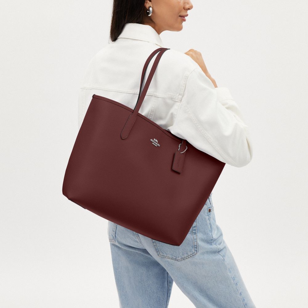 COACH®,City Tote Bag,Leather,Tote,Logo,Casual,Maroon,Detail View