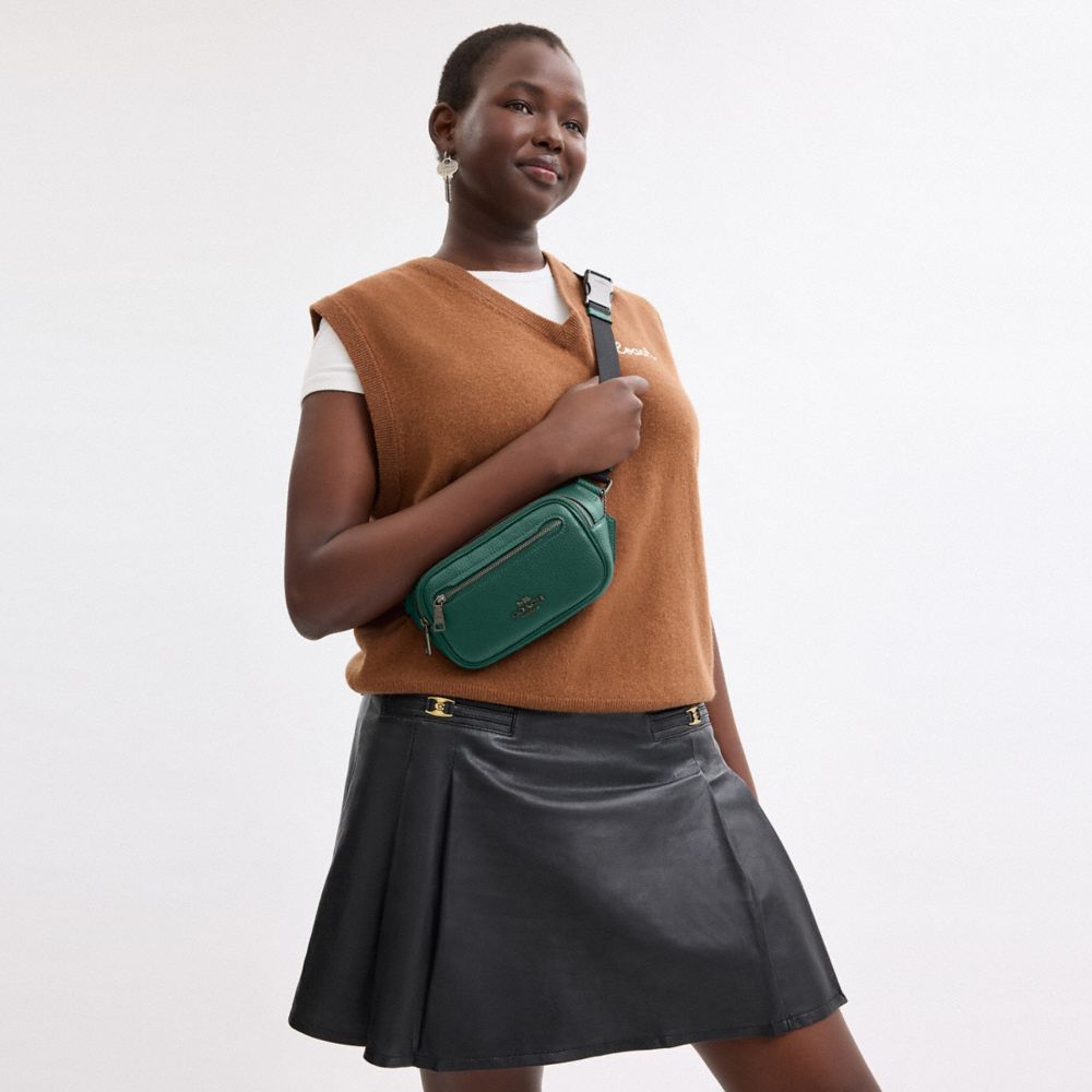 COACH®,Elias Mini Belt Bag,Leather,Belt Bag,Logo,Chest Waist Strap,Casual,Emerald,Angle View