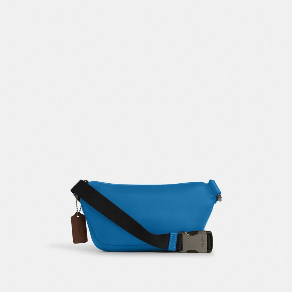 Crossbody belt outlet bag