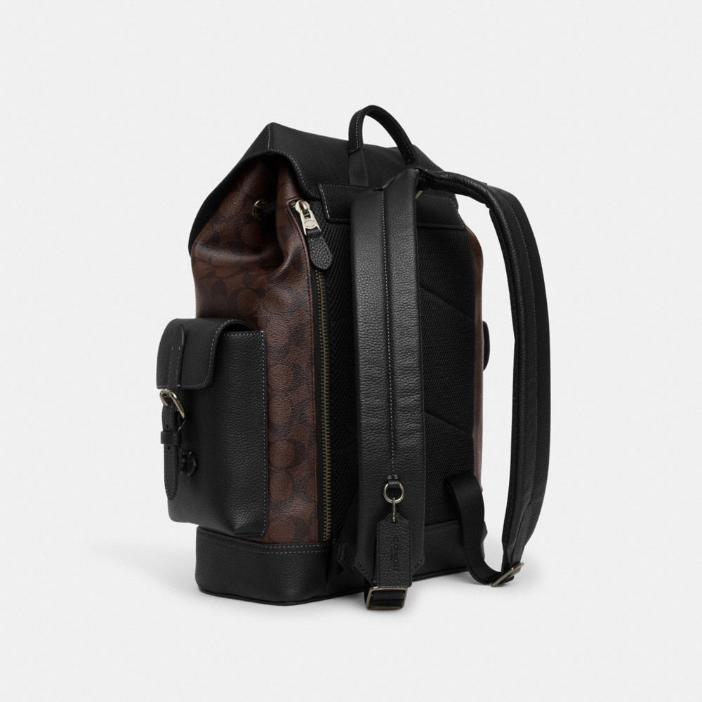 COACH®,SAC À DOS HUDSON EN TOILE SIGNATURE,Tissu en toile exclusif,Bronze industriel/Acajou/Noir,Angle View