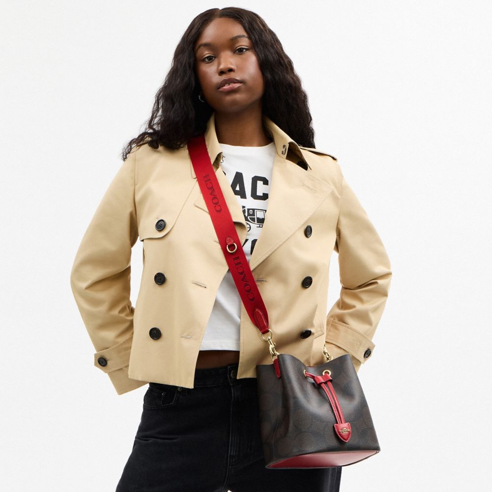 COACH®,SANGLE EN TOILE,Or/Rouge Vif