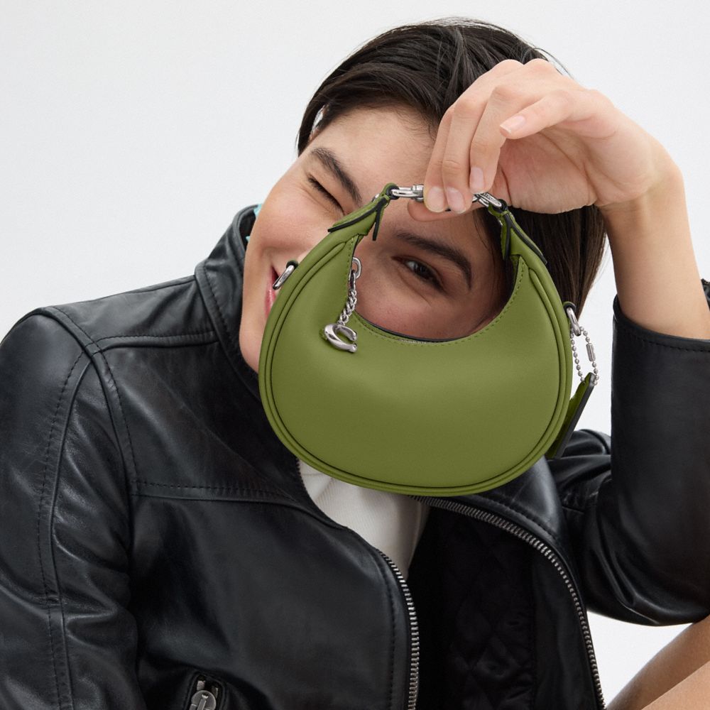 COACH®,ジョニー バッグ,ボディバッグ&斜めがけバッグ,ﾀﾞｰｸ ﾗｲﾑ