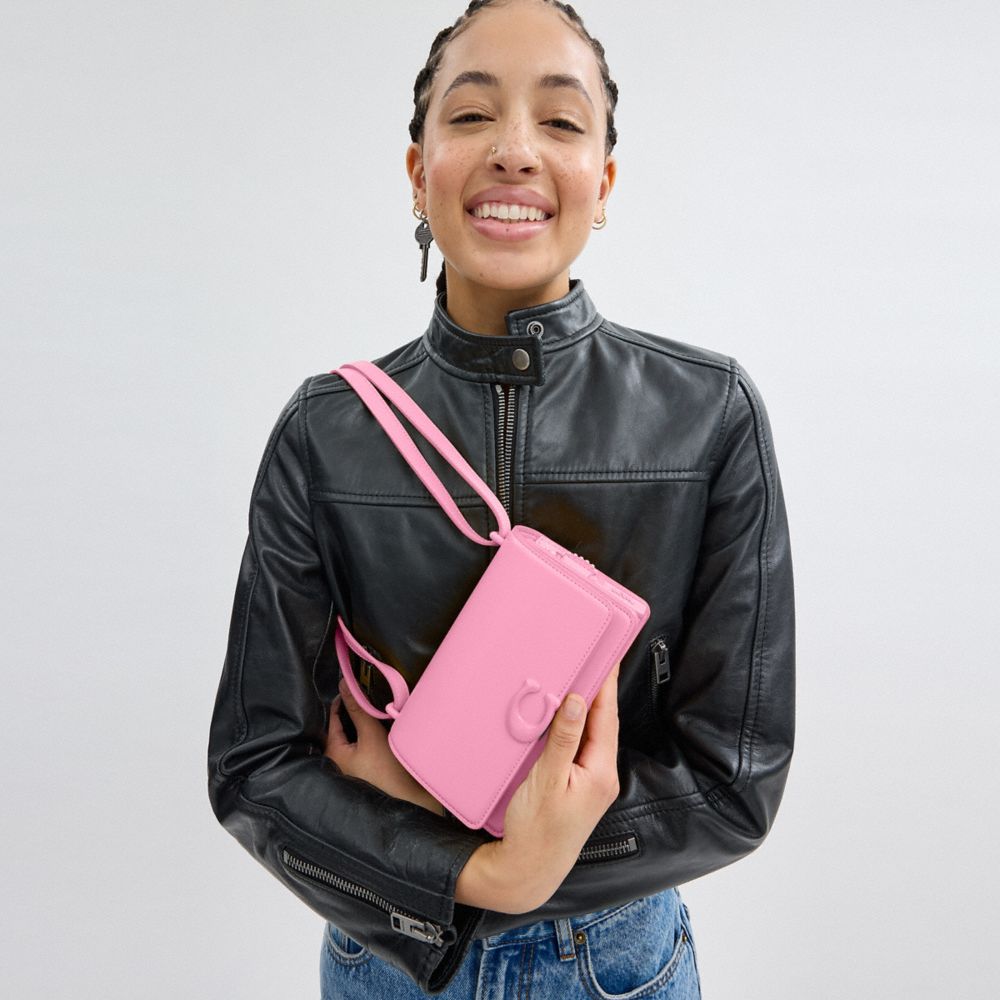COACH®,PORTÉ-CROISÉ BANDIT,Cuir de veau,Argent/Rose vif,Detail View