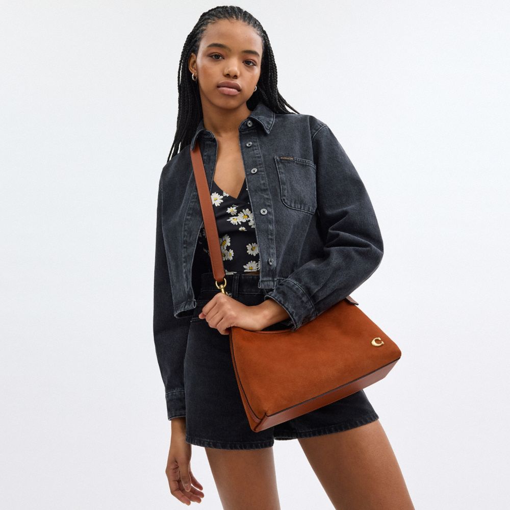 COACH®,SAC ÉPAULE JULIET,Daim,Laiton/Ambre polie