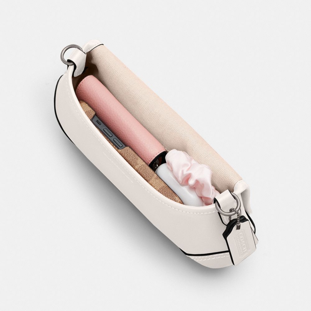 Coach Soho Tasche Aus Regenerativem Leder In White