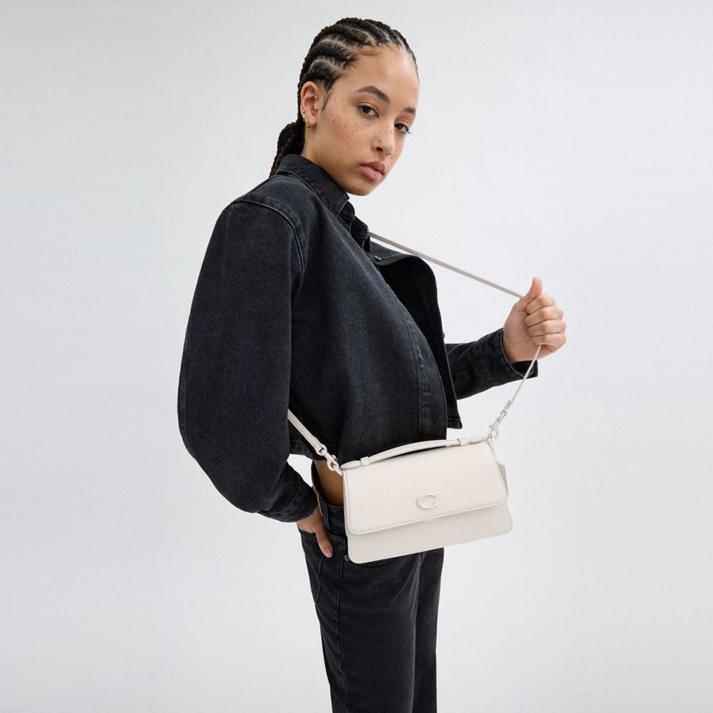 COACH®,Juno Bag,Leather,Shoulder Bag,Logo,Embossed,Casual,White