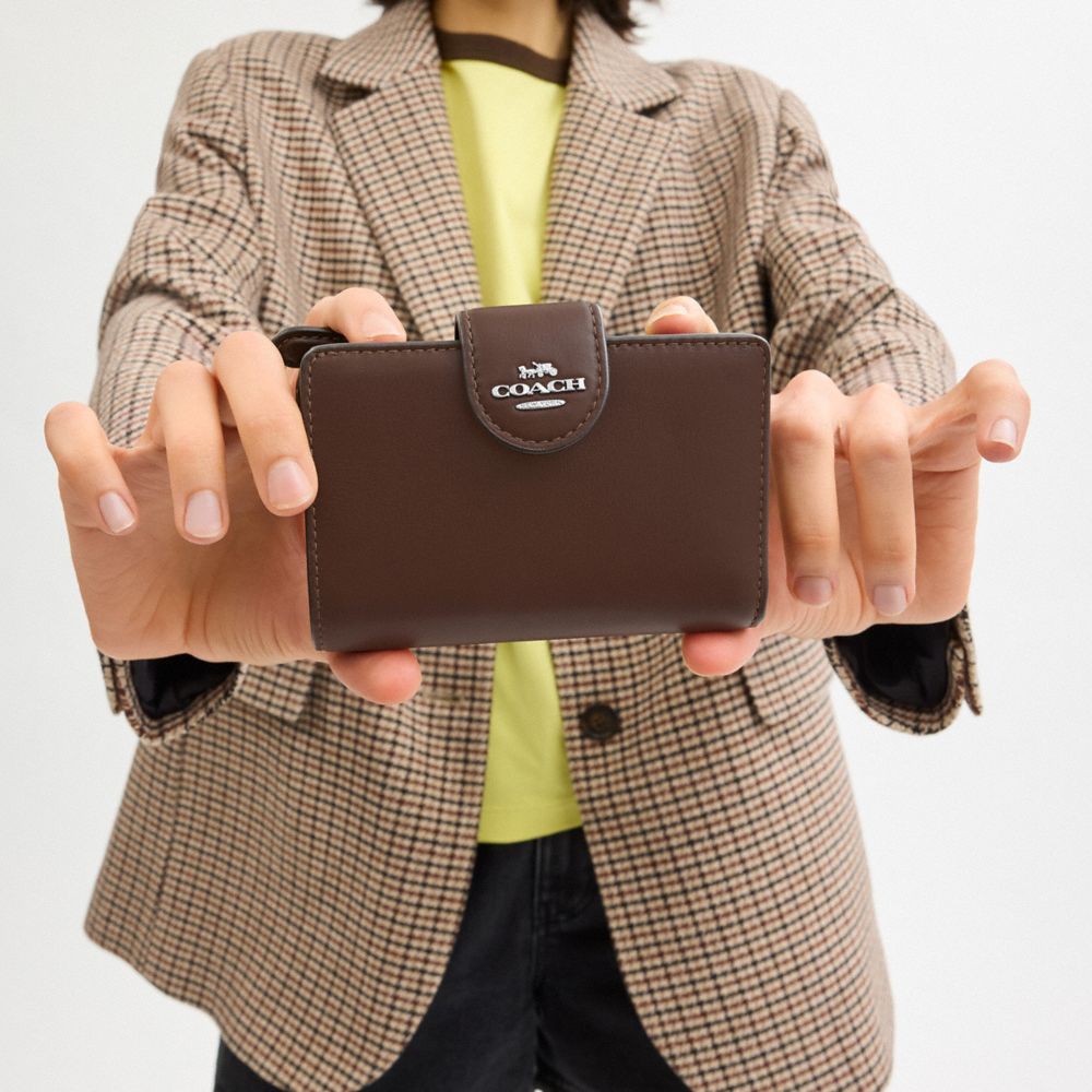 COACH®,Medium Corner Zip Wallet,Calfskin Leather,Bi Fold,Logo,Casual,Brown,Detail View