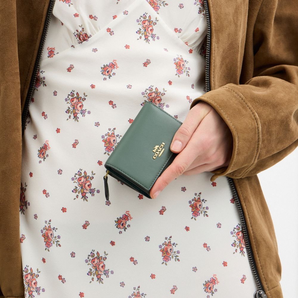 COACH®,Micro Wallet,Calfskin Leather,Tri Fold,Logo,Casual,Green,Detail View