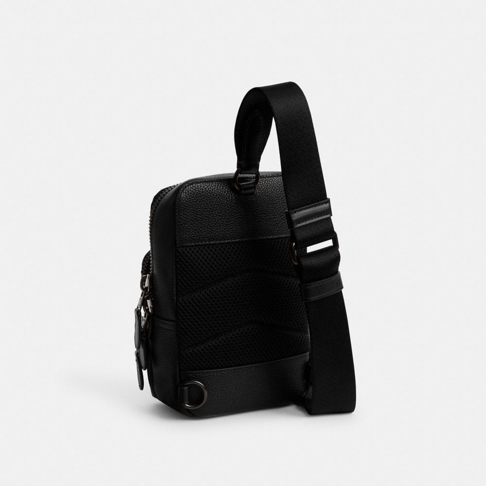 COACH®,SLINGPACK GOTHAM 13,Noir,Angle View