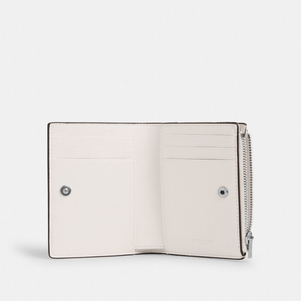 COACH®,Bifold Wallet,Leather,Bi Fold,Logo,Casual,White,Inside View,Top View