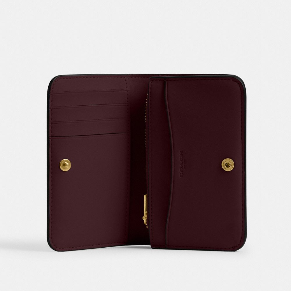 COACH®,Essential Slim Card Case,Calfskin Leather,Bi Fold,Metal,Logo,Casual,,Inside View,Top View