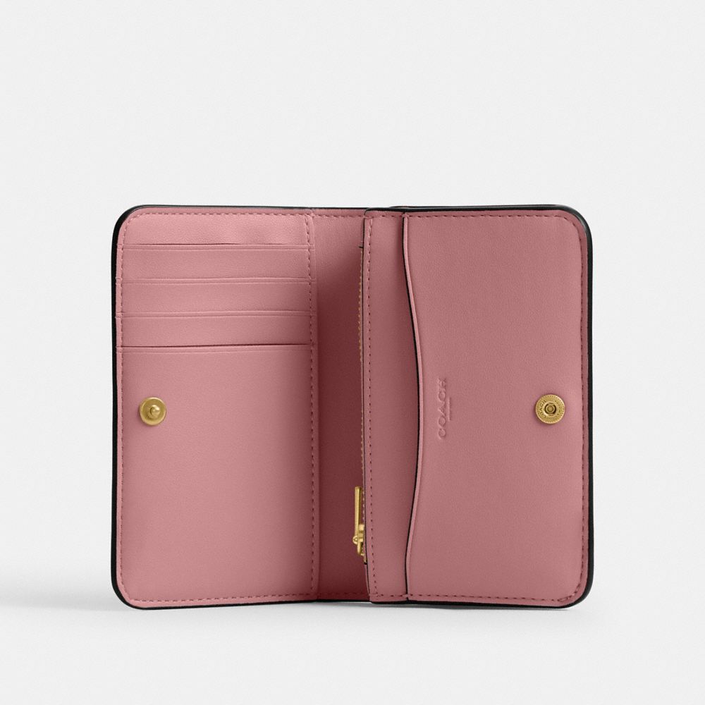 Coach Essential Slim Card Case In Pink