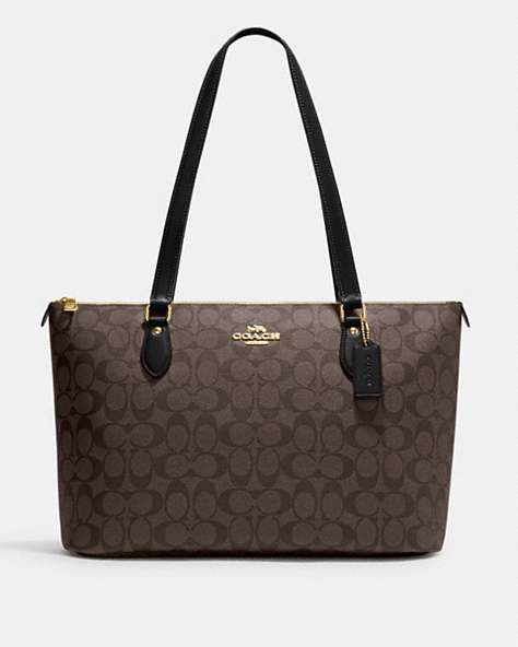 COACH®,GALLERY TOTE BAG IN SIGNATURE CANVAS,pvc,Gold/Brown Black,Front View
