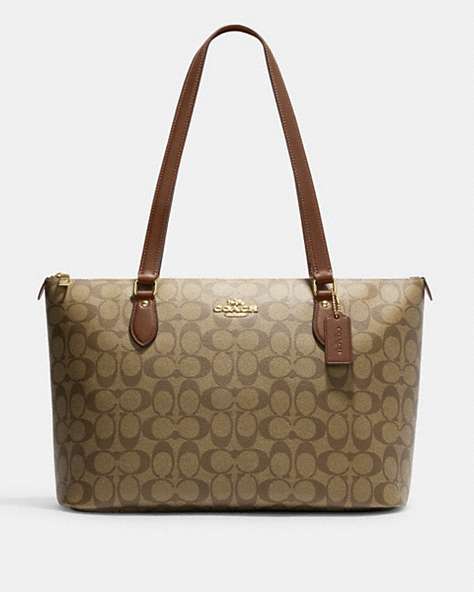 COACH®,GALLERY TOTE BAG IN SIGNATURE CANVAS,pvc,Large,Gold/Khaki Saddle 2,Front View