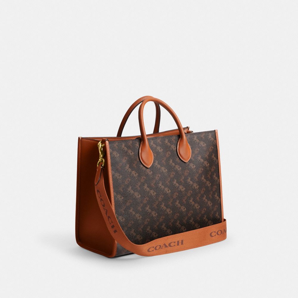 Shop Coach Ace Tote 35 Mit „horse And Carriage"-print In Brown