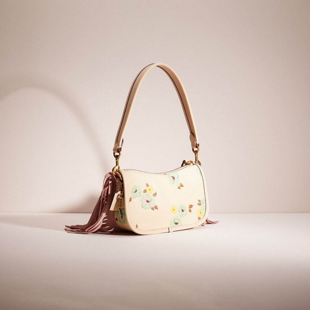 COACH®,Laiton/Ivoire Multi,Angle View