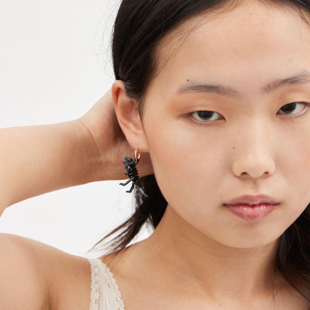 COACH®,ACHETER MAINTENANT LES BOUCLES D’OREILLES DÉPAREILLÉES,Métal,Or/Rose,Detail View